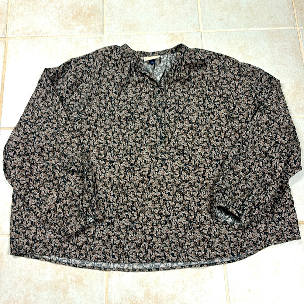 Universal Thread Top